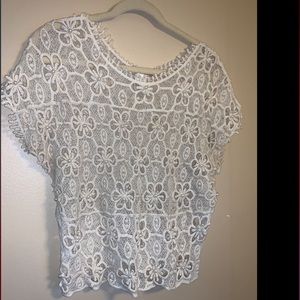 Floral Eyelet Lace Shirtsleeve Pearled Top